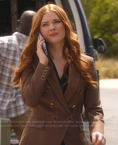 Taylor Kelly's brown checked blazer on 9-1-1