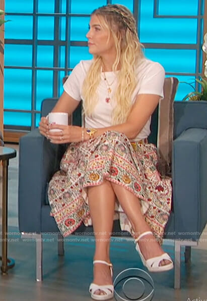 Amanda's floral print midi skirt on The Talk