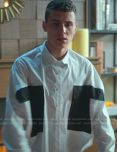 Ander's white colorblock oversized shirt on Elite
