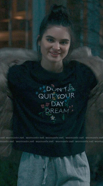 Bella's Don't Quit Your Day Dream sweatshirt on The Republic of Sarah
