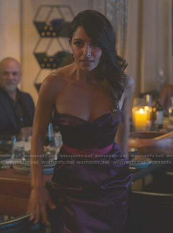 Billie's purple strapless dress on Sex/Life