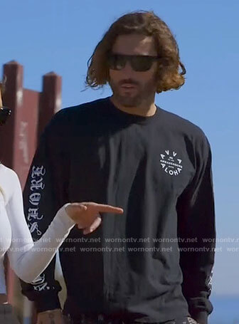 Brody's black AVVA tee on The Hills New Beginnings