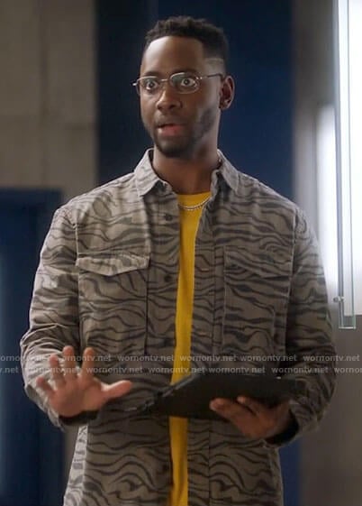 Chester's green zebra print shirt on The Flash
