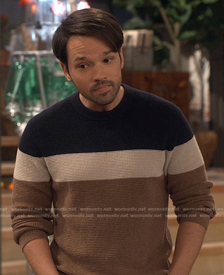 Freddie's colorblock sweater on iCarly