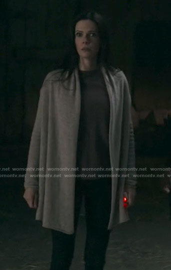 Lois's beige cardigan on Superman and Lois