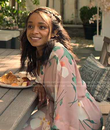 Mia's pink floral robe on Love Victor