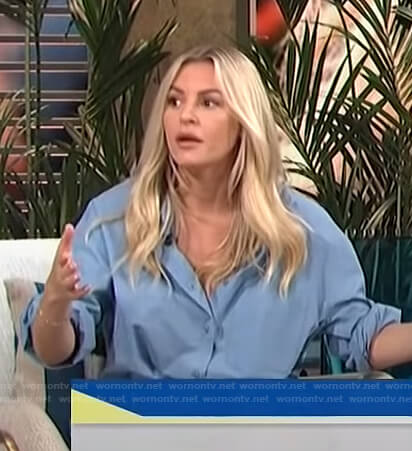 Morgan's blue button down shirt and shorts on E! News
