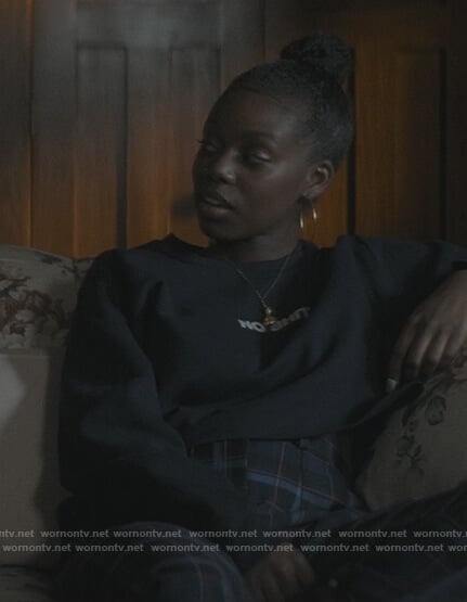 Keisha's cropped sweatshirt on The Chi