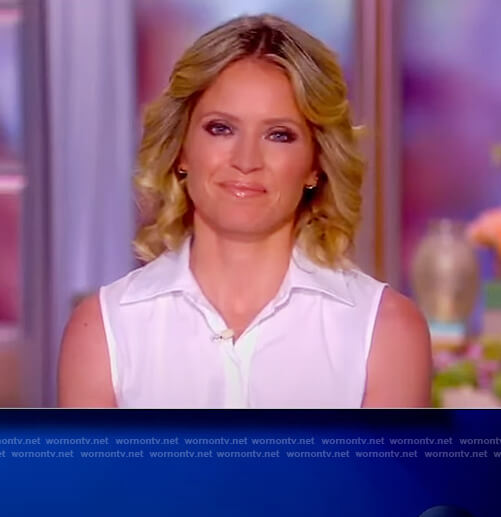 Sara's white sleeveless shirtdress on The View