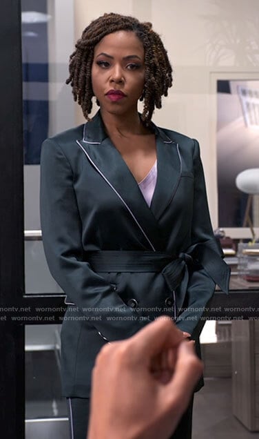 Andi's satin belted suit on Tyler Perrys Sistas