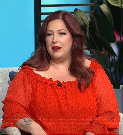 Carnie Wilson's red leopard print top on E! News Daily Pop
