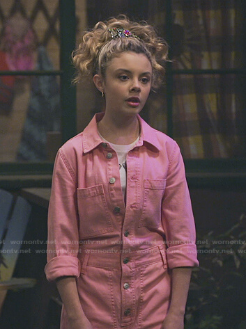 Destiny's pink boilersuit on Bunkd