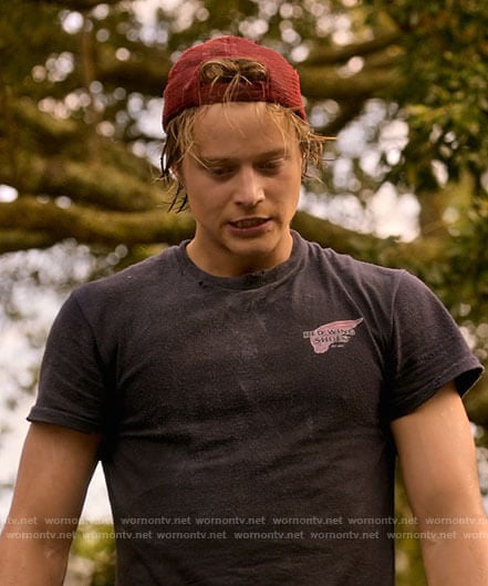 JJ's Red Wing Shoes t-shirt on Outer Banks