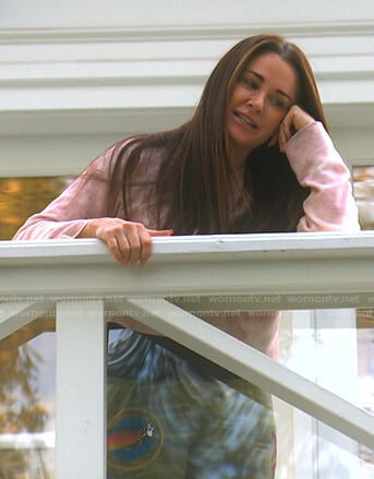 Kyle's green camo sweatpants on The Real Housewives of Beverly Hills