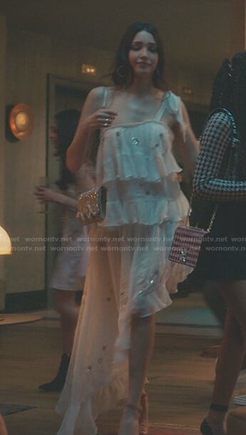 Luna's white one-shoulder asymmetric dress on Gossip Girl