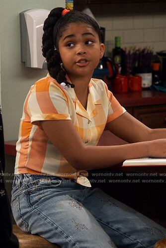 Millicent's orange checked shirt and jeans on iCarly