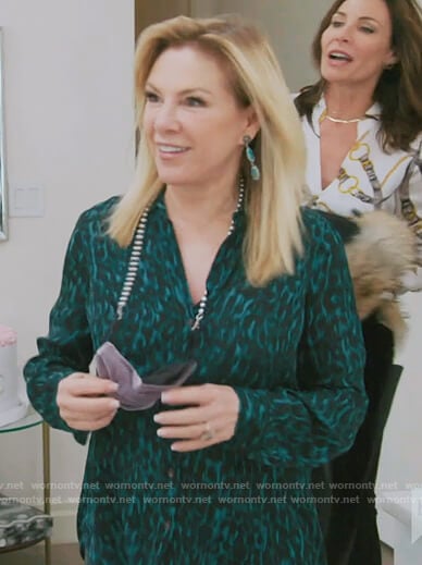 Ramona's green leopard print blouse on The Real Housewives of New York City