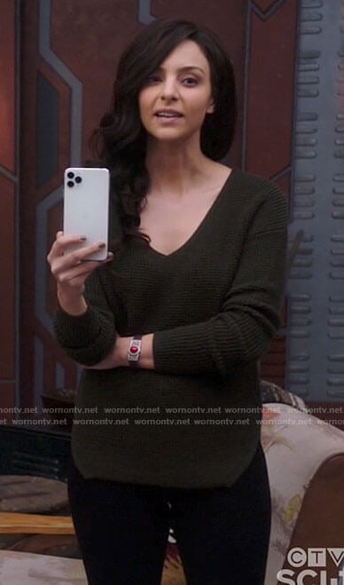 Zari's green v-neck sweater on Legends of Tomorrow