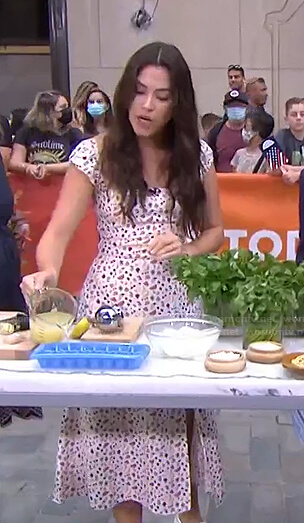 Elena Besser's white fruit print dress on Today