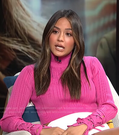 Erin's pink ribbed lace-up sleeve top on E! News Daily Pop