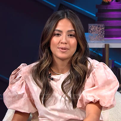 Erin's pink tie dye puff sleeve dress on E! News Nightly Pop
