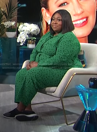 Loni's green polka dot jumpsuit on E! News Daily Pop