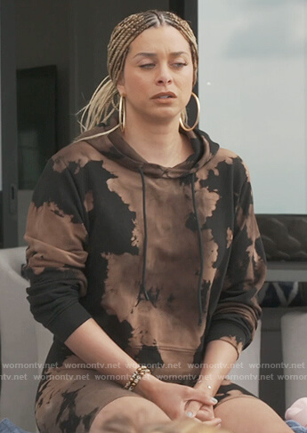 Robyn's brown tie dye sweatshirt and shorts on The Real Housewives of Potomac