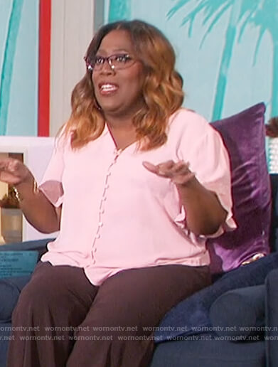Sheryl's pink button down blouse on The Talk