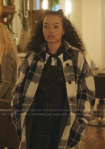 Zoya's blue and white plaid jacket on Gossip Girl