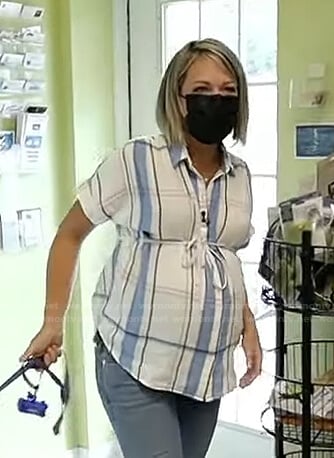 Dylan's white plaid maternity top on Today