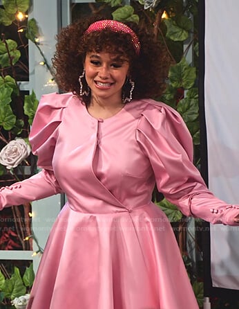 Jade's pink puff sleeve mini dress on Family Reunion
