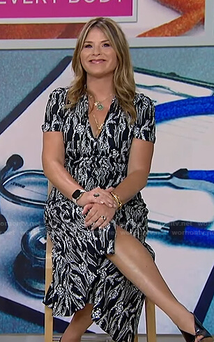 Jenna's black printed v-neck dress on Today