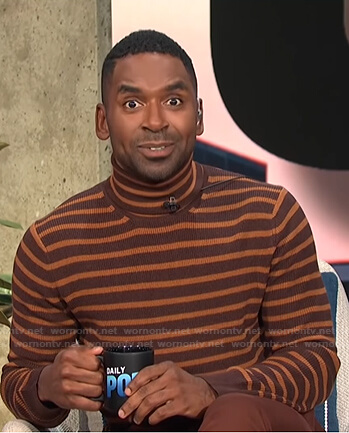 Justin's brown striped turtleneck sweater on E! News Daily Pop