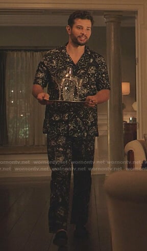 Sam's black constellation print pajamas on Dynasty