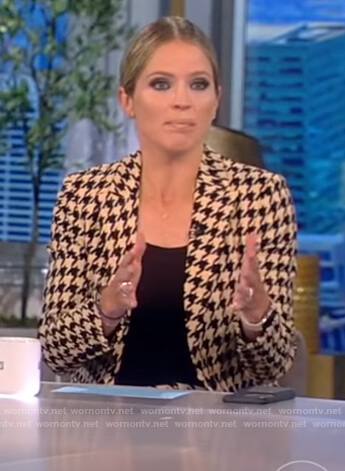 Sara's houndstooth print blazer on The View