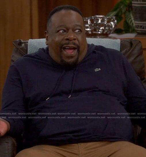 Calvin's navy hoodie on The Neighborhood