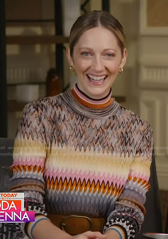 Judy Greer's zig zag knit dress on Today