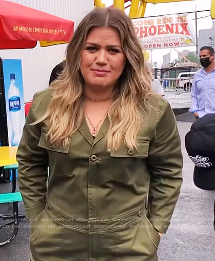 Kelly's green utility jumpsuit on The Kelly Clarkson Show