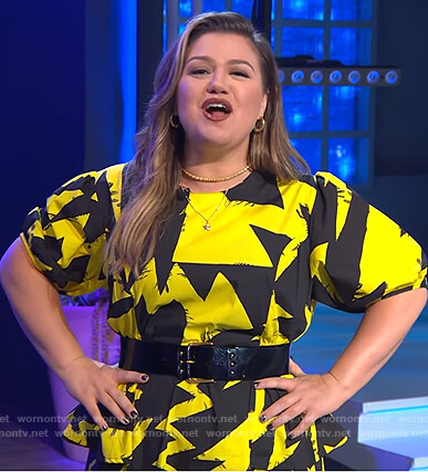 Kelly's yellow printed dress on The Kelly Clarkson Show
