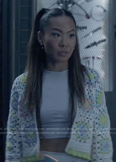 Mary's crochet cardigan on Batwoman