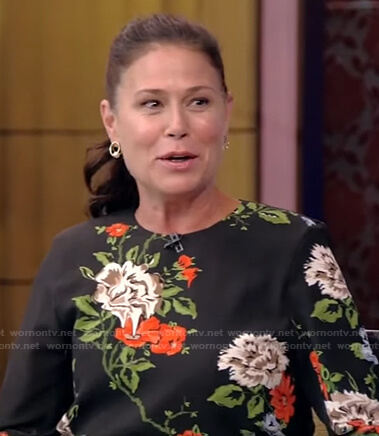 Maura Tierney's black floral dress on Live with Kelly and Ryan