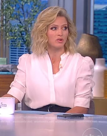 Sara's white puff sleeve blouse on The View