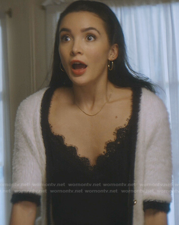 Bess's black lace cami and white contrast short sleeve cardigan on Nancy Drew