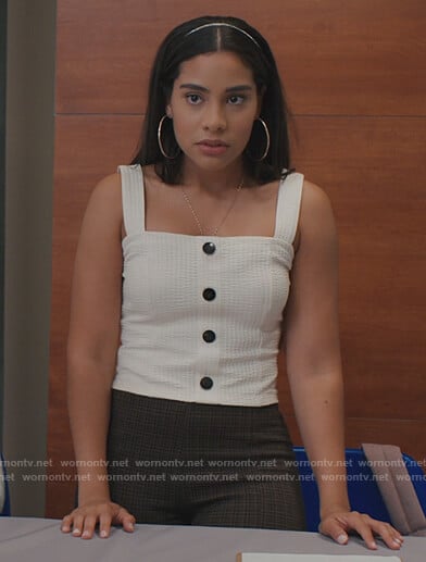Daisy's white textured button down top on Saved By The Bell