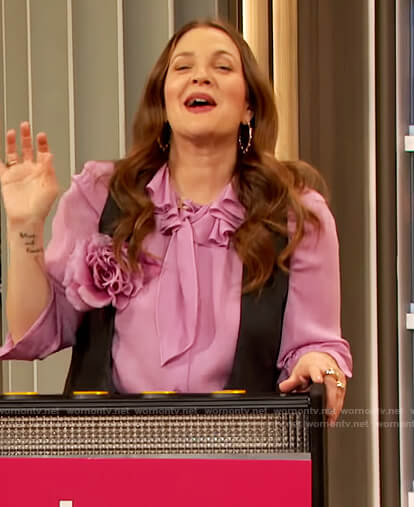 Drew's pink ruffle blouse on The Drew Barrymore Show