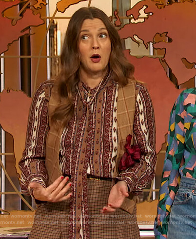 Drew's printed tie neck blouse on The Drew Barrymore Show