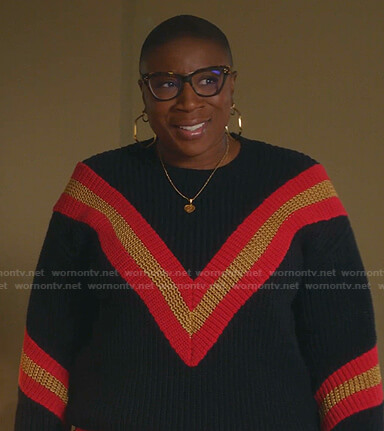 Hen's black chevron sweater on 9-1-1