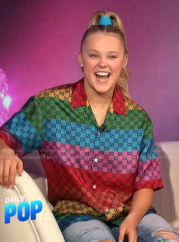 JoJo Siwa's rainbow GG print shirt on E! News Daily Pop