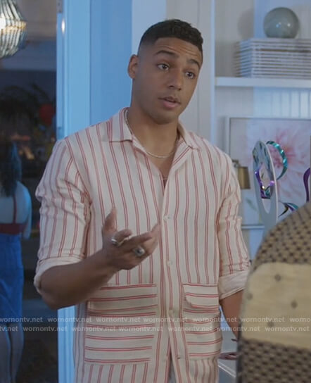 Jordan's gray colorblock tee on All American