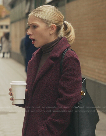 Kate's burgundy coat on Gossip Girl